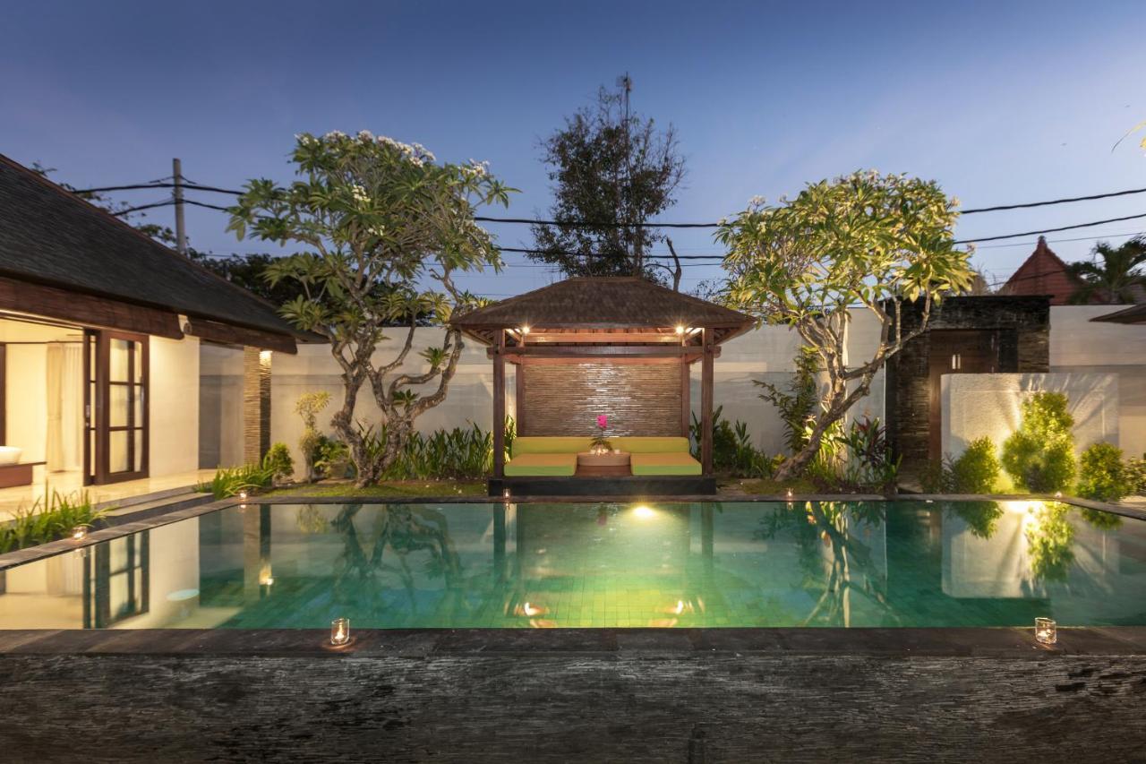 Litera Bali Seminyak (Bali)